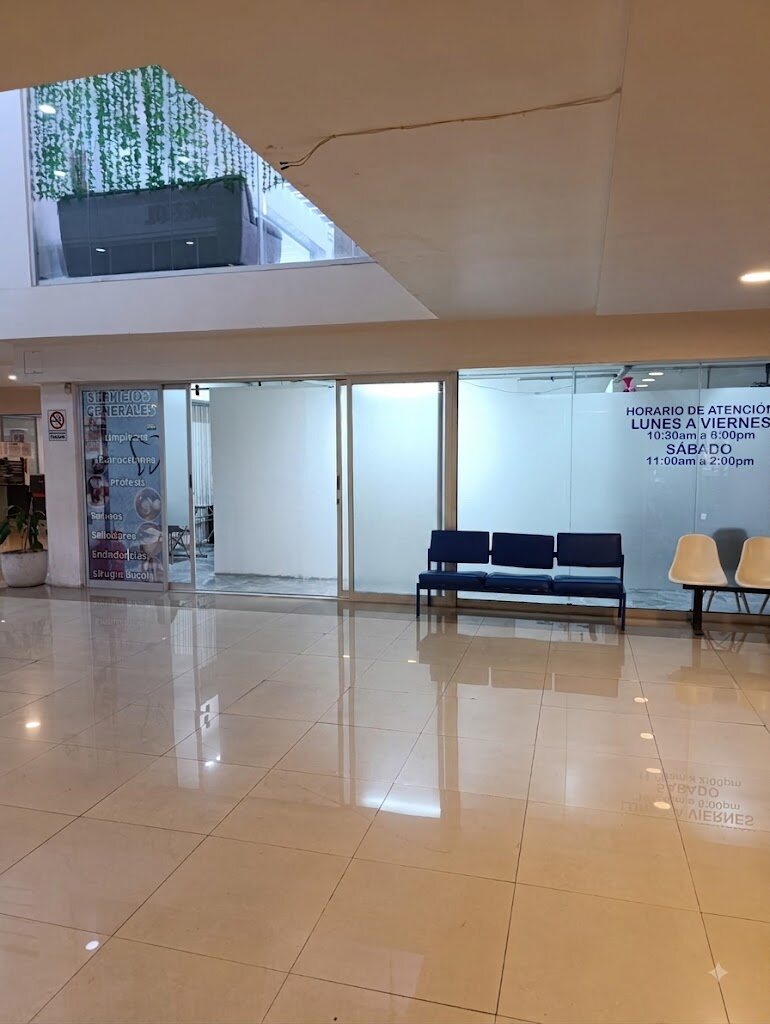 Entrada del consultorio dental de la Dra. Lilian Osorio en Cuernavaca
